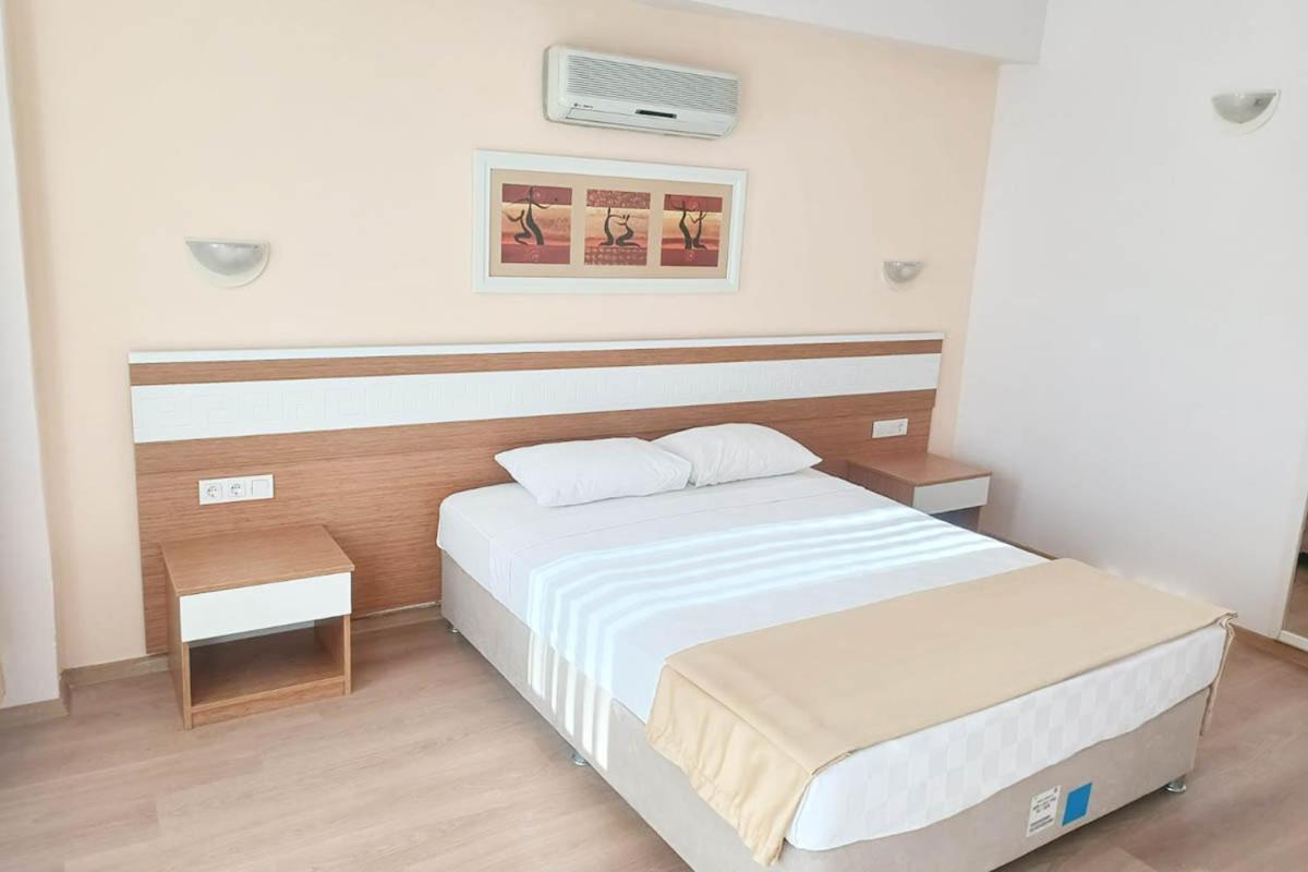 Alexius Beach Hotel بيلديبي المظهر الخارجي الصورة